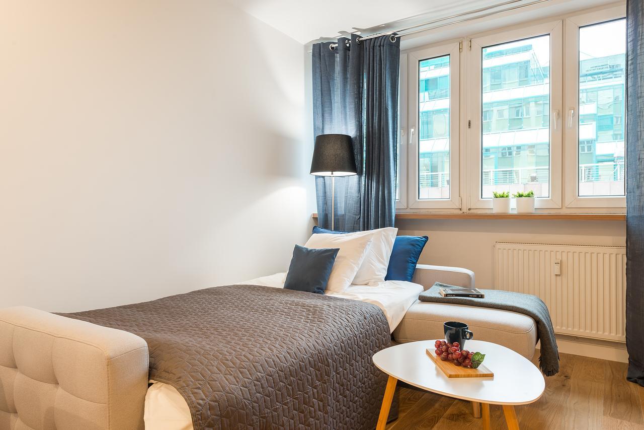 Rondo Onz Apartment Warsaw Phòng bức ảnh